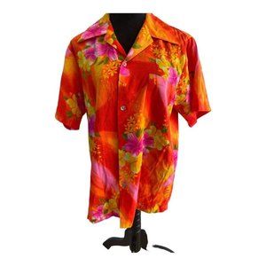 Vintage Hukilau Fashions Floral Hawaiian Button-up Top Medium 1960s 1970s